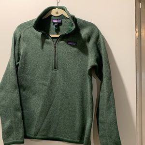 Patagonia Fleece 1/4 zip pullover sweatshirt. green. M